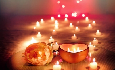 Festliche Kerzen für besondere Anlässe wie Hochzeit und Geburtstag im Kerzenparadies Jess